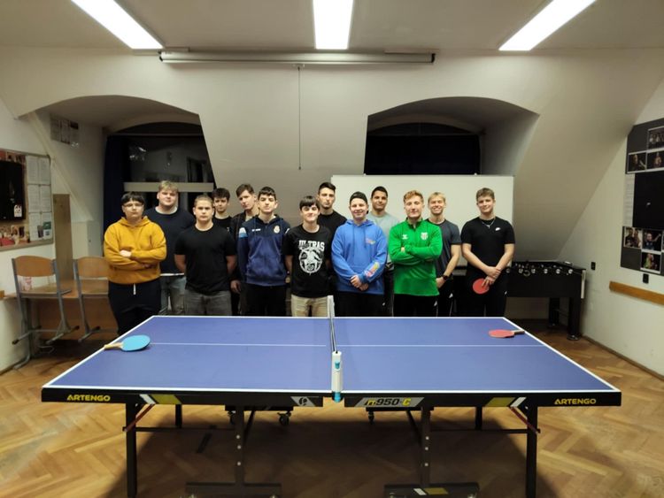 Asztalitenisz házibajnokság a kollégiumban