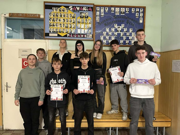 Angol-német nyelvi karácsonyi vetélkedő