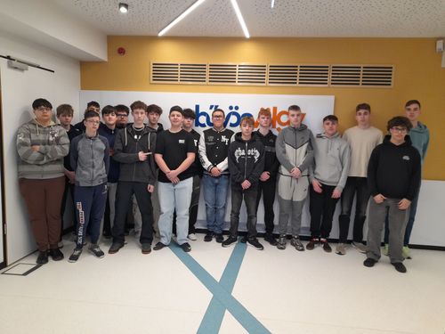 Kollégisták a Bűvösvölgy Médiaértés-oktató Központban